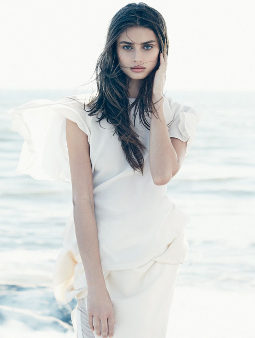 Taylor Hill by An Le for Numéro Russia, October 2015