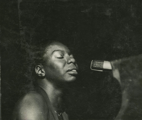 thefugitivesaint - Ken Harris, ‘Nina Simone’, 1970(Source +)