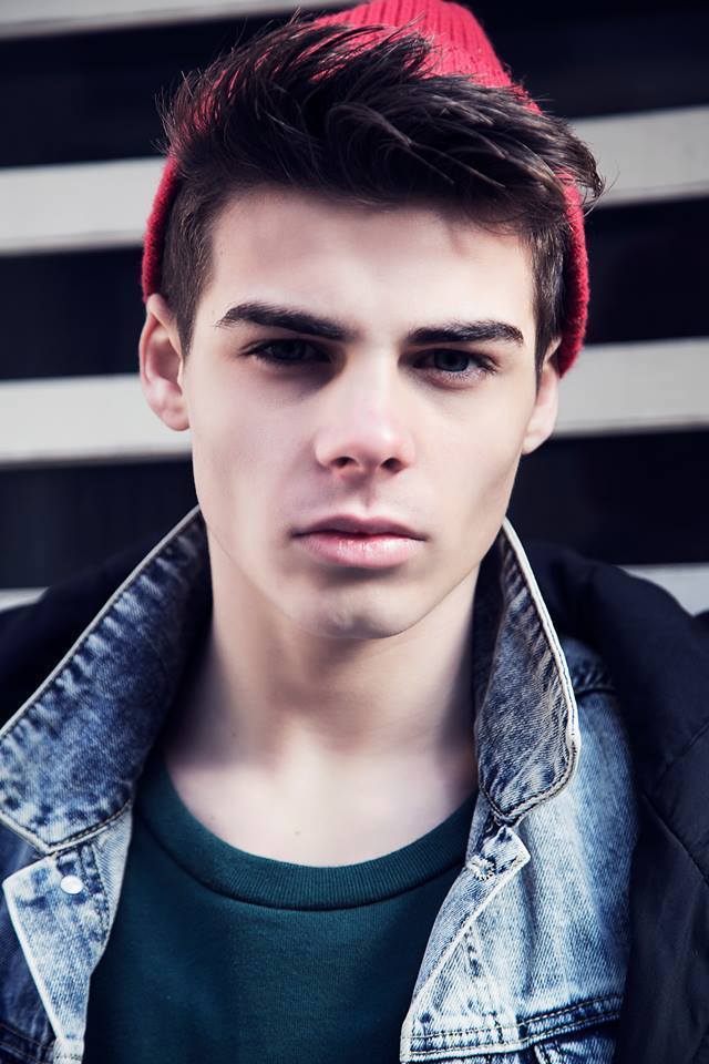yummyboysuniverse:  Jietse Strubbe Follow us at Yummy Boys Facebook 