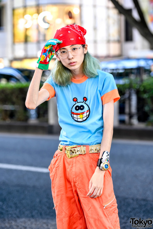 Japanese fashion shop manager Muyua on the street in Harajuku wearing vintage fashion by several 199