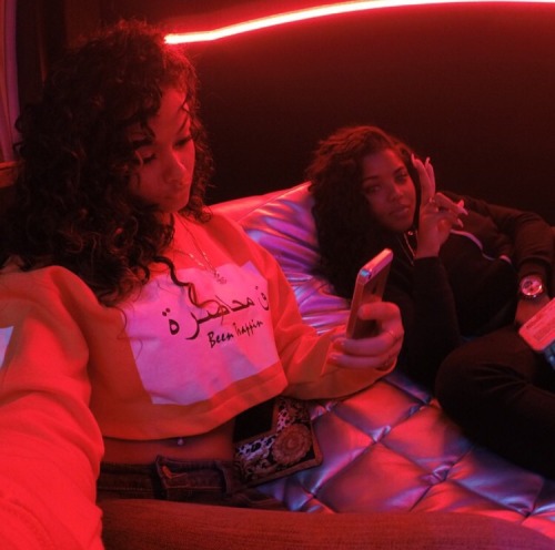 bitch-stole-my-swag:Ghetto Babe