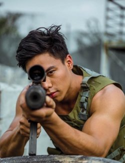 dean-asianhunks:  Game Kraisak Khanpakdee^1    