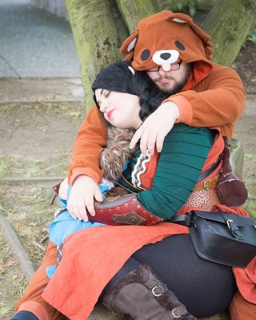 Vex+Trinket cuddles . @writingpikachuhttps://www.instagram.com/p/BeHKoV0H9Ic/