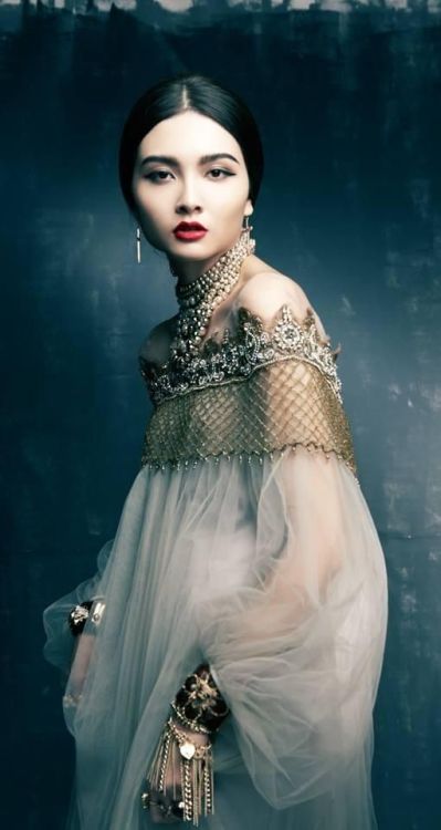 sofiazchoice: (via Marchesa | Marchesa | Pinterest) 