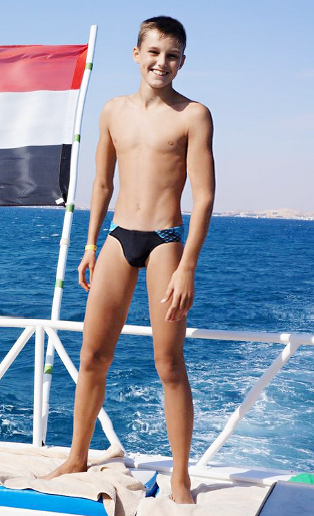 teenageboylovercollector: Hot boy
