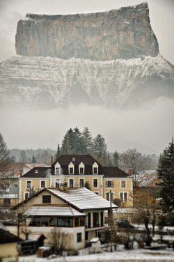 land-city:  Mont Aiguille et Chichilianne by Erwann Fourmond | Flickr France 