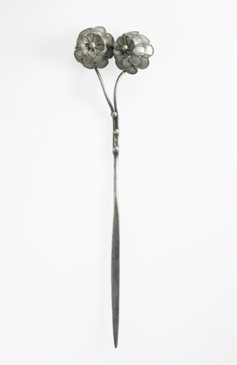 mia-asian-art: Hair Pin, Date Unknown, Minneapolis Institute of Art: Chinese, South and Southeast As