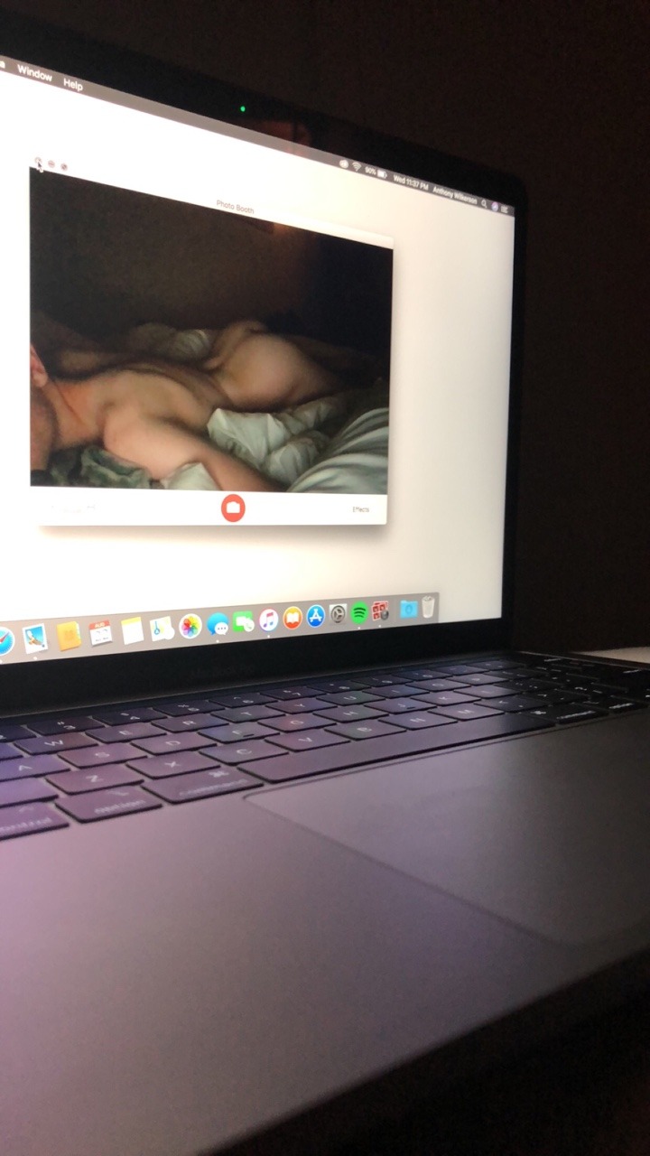 annthnny:  I got a new computer everyone ☺️