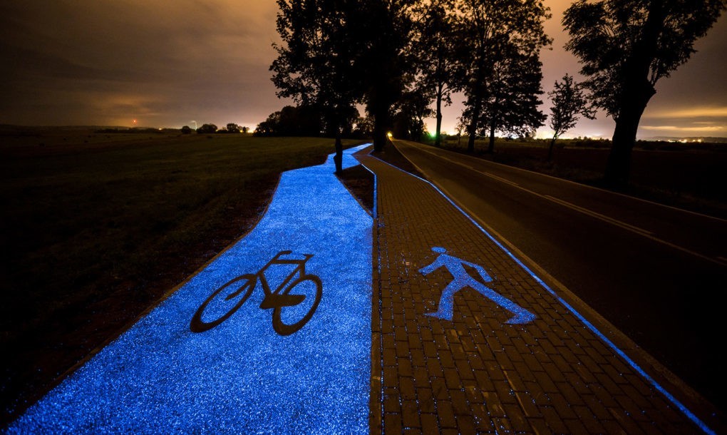 thedesigndome:Iridescent and Environmentally Friendly Bike Path Lights Up After Poland