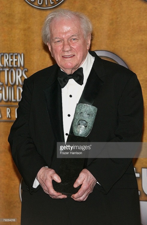  Charles Durning poses with the 2007 Actors Guild Life Achievement Award in the press room during th