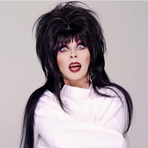 If you aren&rsquo;t #unhinged you must not be paying attention! #queenofhalloween #elvira #elvir