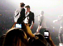 actorharry-blog:  I’m half a heart without you ♡ 