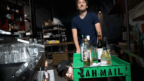 roochievement: Gavin being sneaky by loudly sitting on and almost breaking a shelf