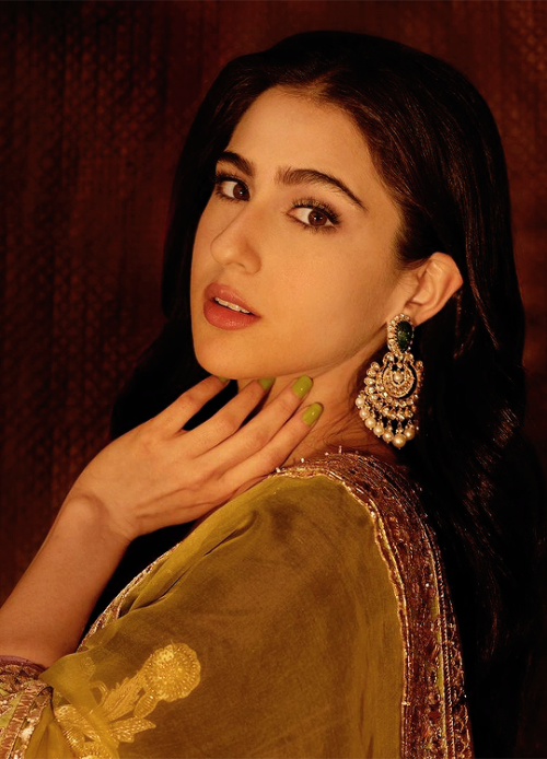 sara ali khan