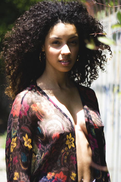 love-erotic-pics-love:  http://love-erotic-pics-love.tumblr.com/