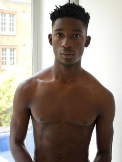 versacewoman:  Harry Uzoka’s digitals for Premier Model Management