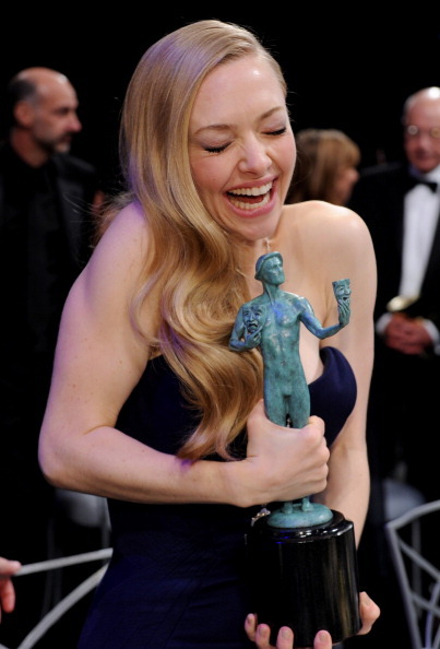 suicideblonde:  Is this Amanda Seyfried pretending to win a SAG tonight?  Because