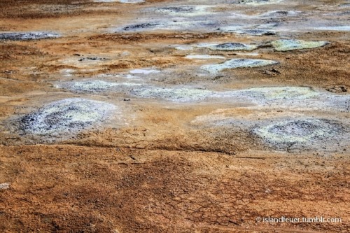 Hot earth The colours of the Icelandic soil. ©islandfeuer | All Rights Reserved Please leave caption