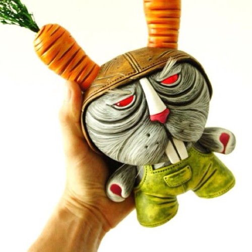 8" dunny “All about Zanahorias” to be auctioned soon #dunny #kidrobot #chauskoskis 