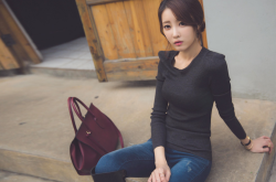 korean-dreams-girls:Ji Na - November 26, 2014 1st Set