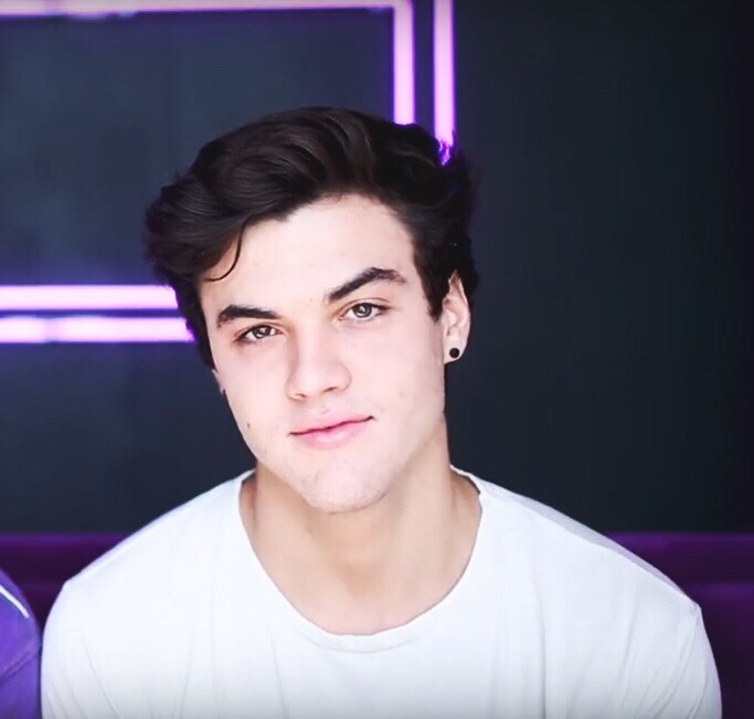 Untitled — fascinatingdolan: ETHAN IS SO BEAUTIFUL I WANNA...