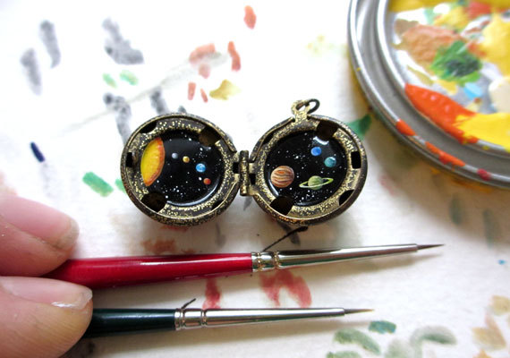 mymodernmet:  Artist Handcrafts Pocket-Sized Paintings Waiting to Be Discovered within