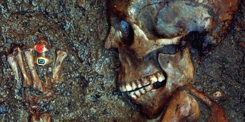 The skeleton called the “Ring Lady” unearthed in Herculaneum (near Pompeii). 79 ADAprox 45 years old
