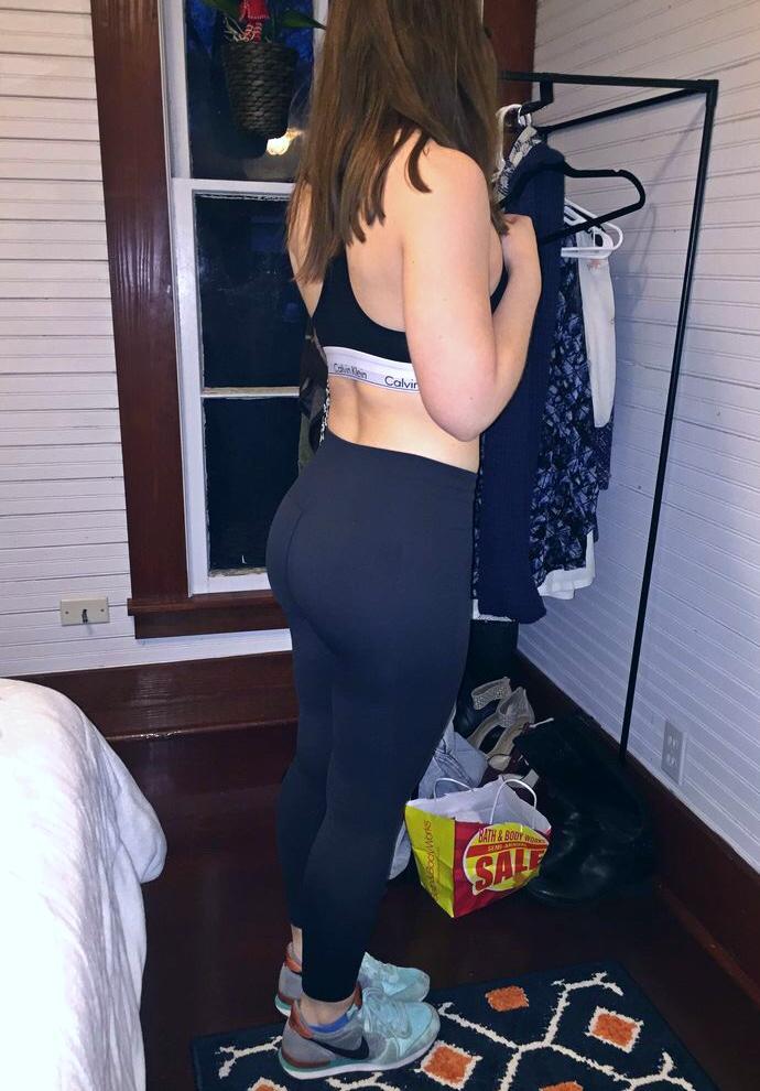 yogapantsfeed:  Calvins and leggings