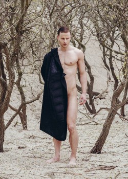 malemodelscene:  Quincy in Lost by Boje Ploeg for BLU Magazine