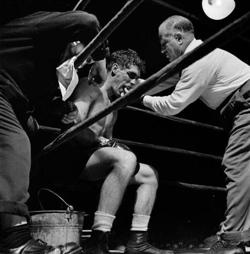 Photos of 1940s New York by Stanley Kubrick (when he was a teenager)