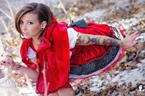 suicidegirlslover:  Chimera Suicide