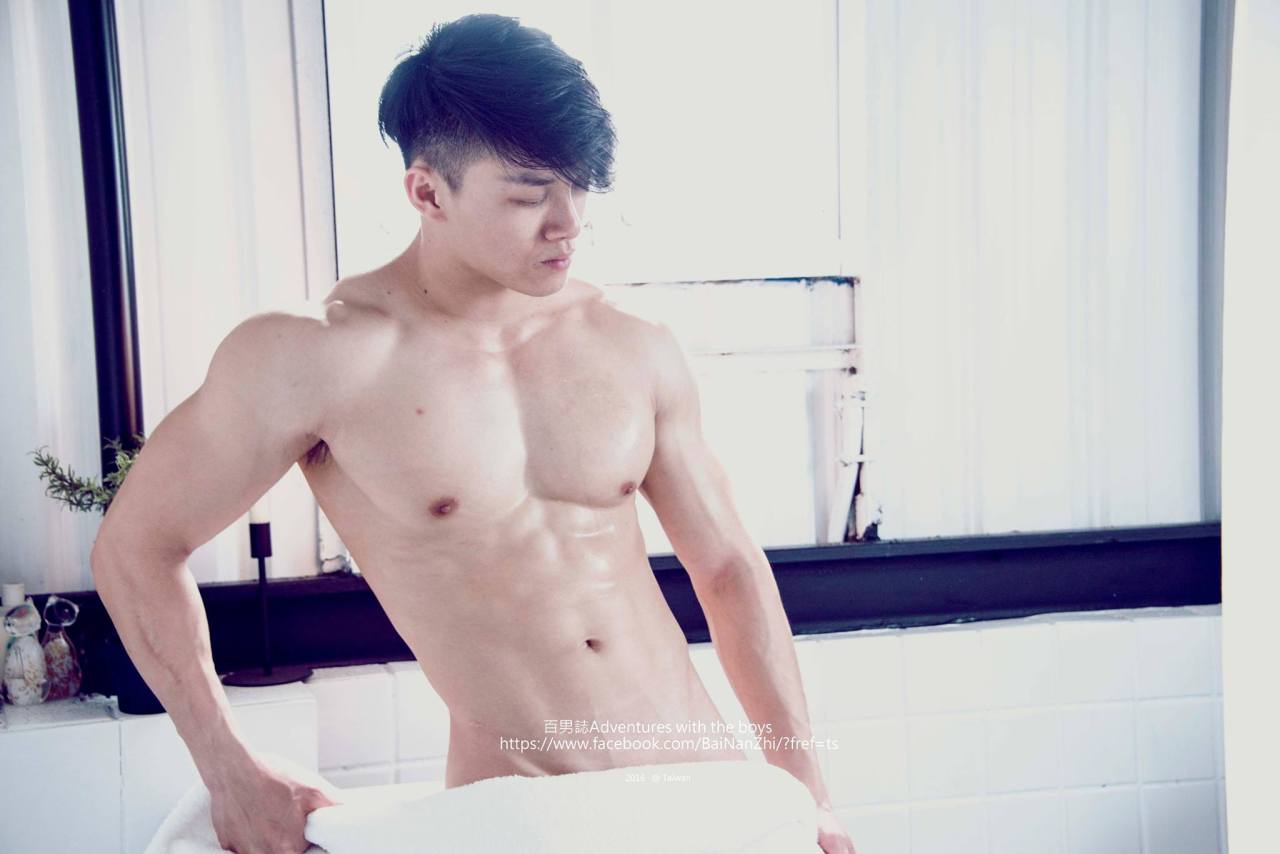 Viva!Asian hunks!