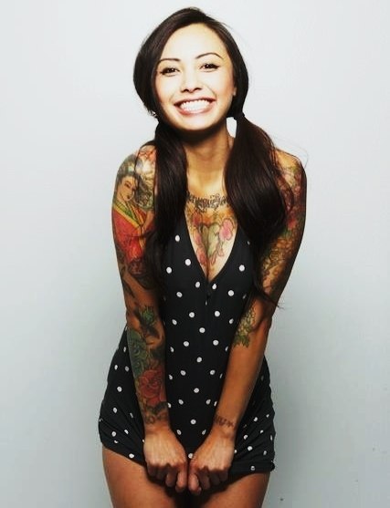 rowshark:  Levy Tran