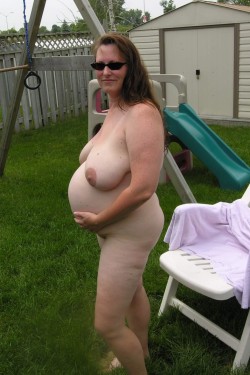 justlightfun:  Preggo 