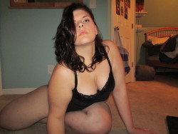 chubby-bunnies:  Taryn. 21. 18/20 I’ve