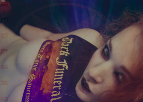 hel-lund: Ett. 2014. Self-Portrait