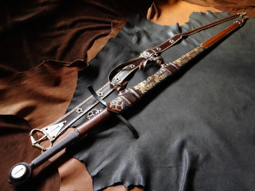 Presenting my most recently completed commission, a scabbard for the Albion Munich. A lot of &ls