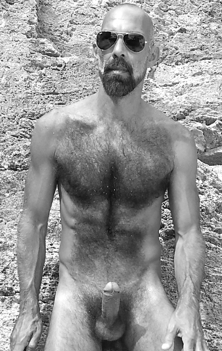 abeautifulindiscretion:Hairsome