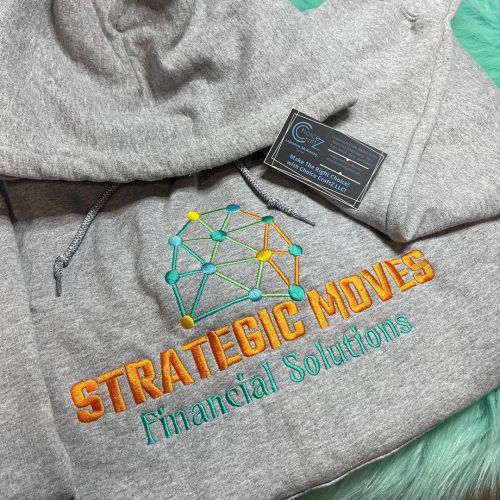 Custom logo hoodie as a gift to a friend! This logo was super easy -and fun- to digitize! Contact me