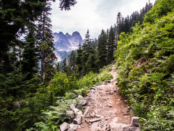 definitelydope:  Snow Lake Trail Hike | Cheryl