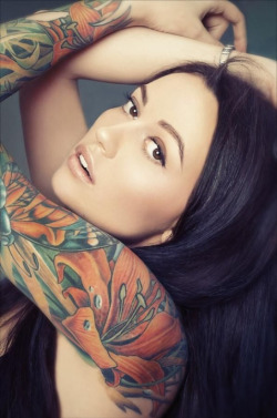 tattooedwomenarebeautiful:  Modèle: Lena Dunaeva 