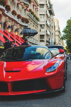 wearevanity:  La Ferrari © 