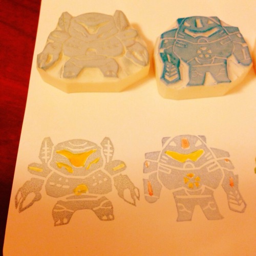 gatarooooo:  Chibi jaeger rubber stamps