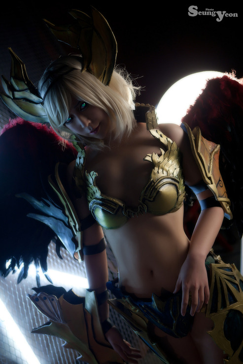 cosplayeverywhere:  Lineage II (リネージュII) ~ Kamael 1, 2, 3, 4.