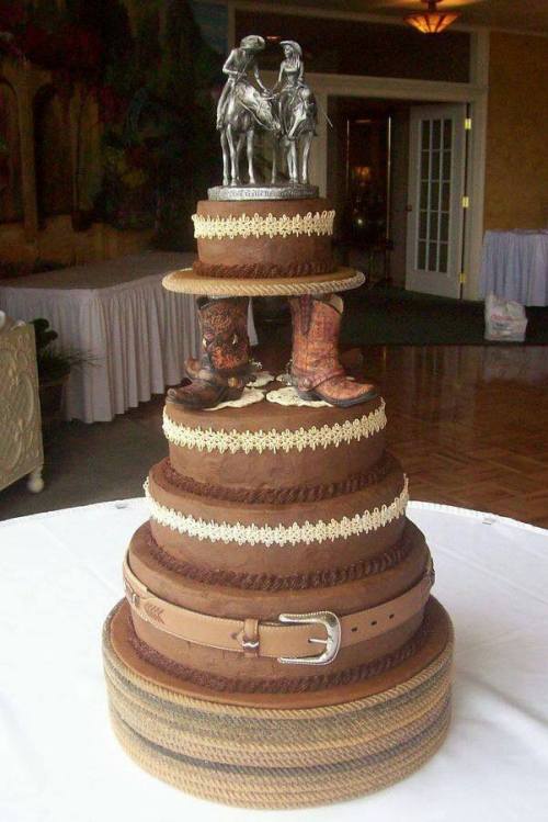 missbackwoodsminnesota:  rope-an-ole-blue-norther:  dragonsarah:  I want this cake at my wedding.  this is perfect  Hey look! Basically everything not edible on this was bought at the BB! (The Montana Silversmiths statue, the Montana Lifestyles boots,