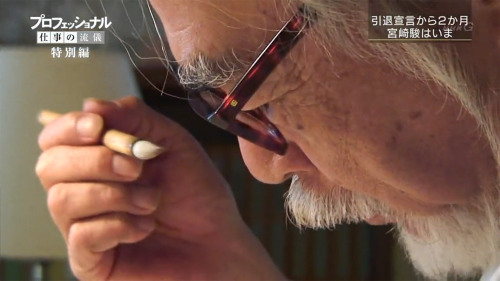 ca-tsuka:  Hayao Miyazaki is drawing a new manga.(stills from NHK “Professional Shigoto no Ryugi” tv show aired yesterday)