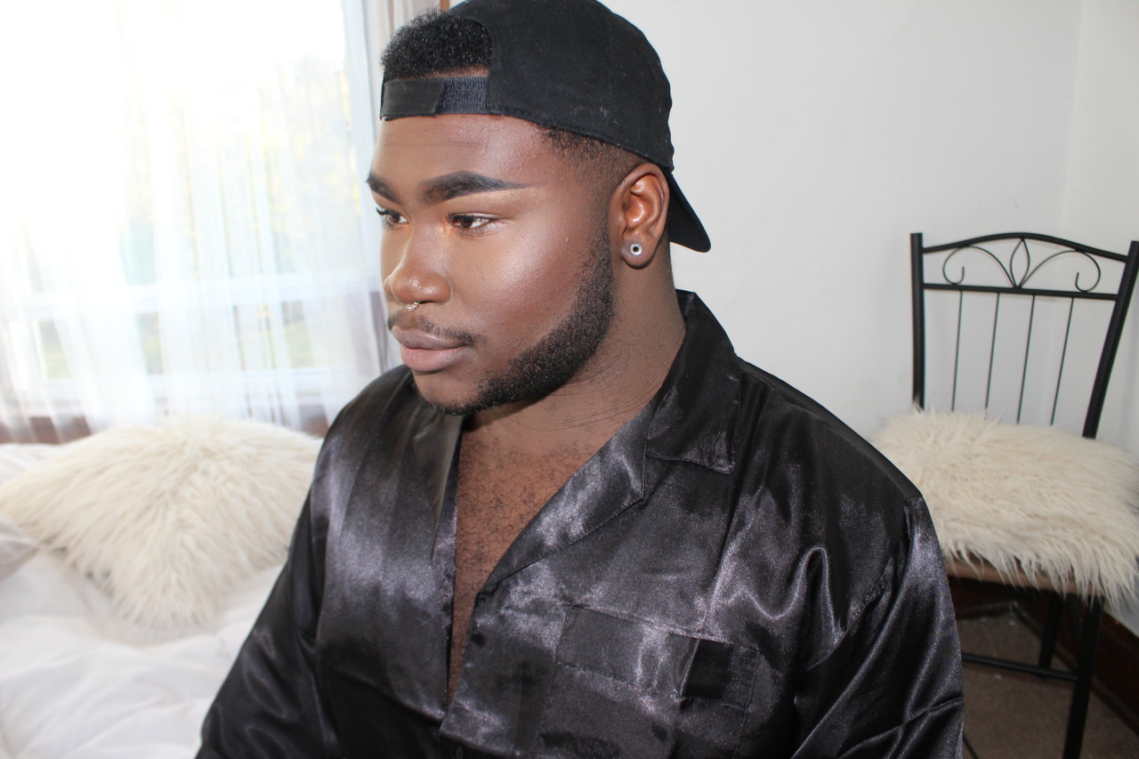 angrygirlofficial:  selfiesinthecity:  me  EXCUSE ME 