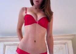 lustful-kittenn:  who wants to be my valentines :P