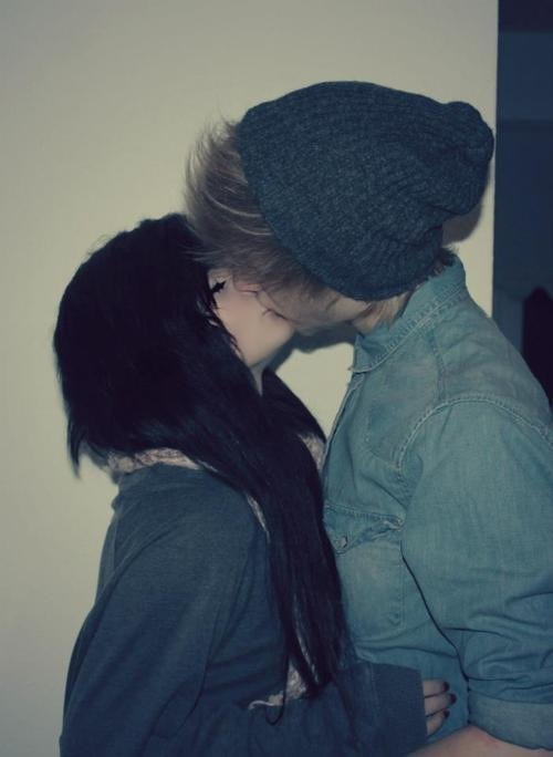 Cute emo couples kissing