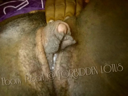 forbiddenlotus: Cum and bear witness!! The one and only Ebony Pearl has began her reign!! Check her 